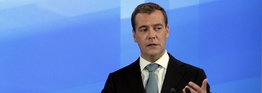 Медведев обещает льготы за капремонт инвалидам и пожилым людям