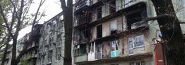 Специалисты Подмосковья продолжают восстанавливать многоквартирные дома города Мариуполь