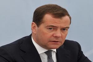 Медведев подписал постановление о защите прав дольщиков