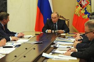 Владимир Путин провел совещание по вопросам развития электроэнергетики