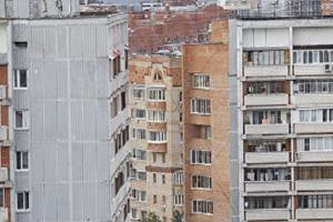 Квартир с долгами по ЖКХ в кризис стало продаваться больше - эксперты