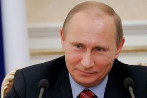 Владимир Путин поручил правительству взять под контроль ключевые проблемы ЖКХ