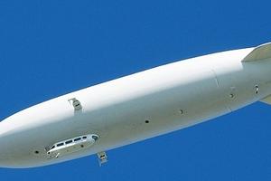 За сбросом и вывозом мусора в России предлагают следить с дирижаблей