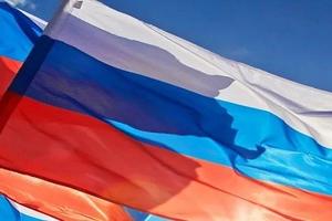 Наталья Абросимова: Флаг объединяет всех россиян в стремлении сделать нашу Родину сильной и процветающей