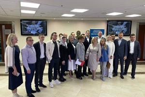 Магистранты базовой кафедры министерства жилищно-коммунального хозяйства Московской области Школы бизнеса и международных компетенций МГИМО получили студенческие билеты