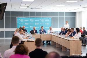Артем Шадрин принял участие в работе «Иннопрома-2024»