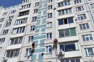 Более чем в 1 тыс. МКД Подмосковья провели герметизацию межпанельных швов за полгода